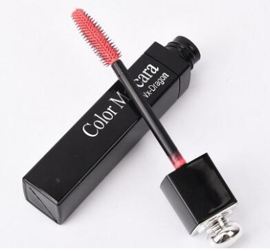 Mascara multi-colore Valstrend Shop per allungare e valorizzare le ciglia con effetti vivaci e colorati.