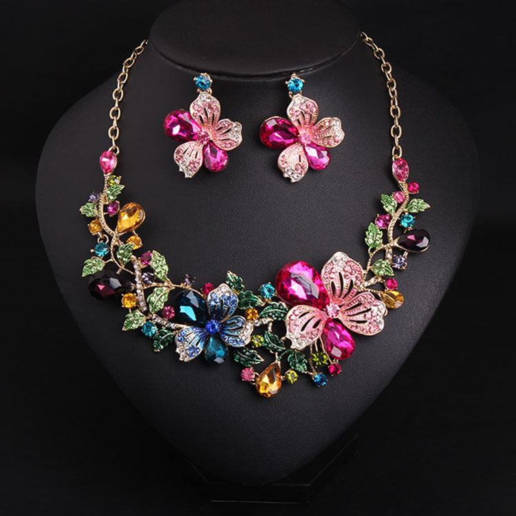 Set di orecchini e collana da donna Valstrend, gioielli di lusso con cristalli colorati a fiore per sposa e serata elegante.
