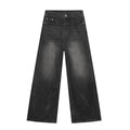 Jeans maschili Valstrend con gamba dritta larga, stile retrò tinto, con strappi e dettagli vintage in denim.