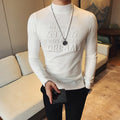 Maglione half turtleneck Valstrend shop in morbido tessuto, colore neutro, dettaglio collo a mezza altezza, ideale per l'inverno.