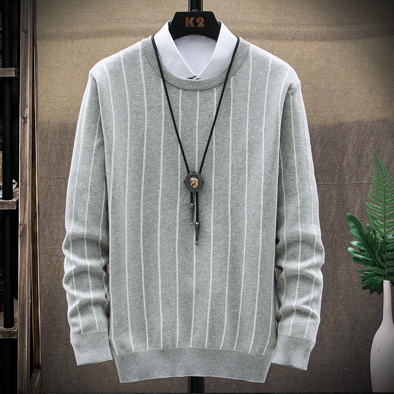 Maglione casual da uomo Valstrend, ideale per autunno e inverno, con design giovane e comodo, visibile in primo piano.
