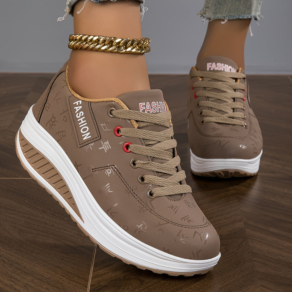 Sneakers donna Valstrend con platform, lacci, suola bassa, ideali per casual outdoor, comode scarpe sportive autunnali