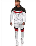 Felpa sportiva colorblock Valstrend con cappuccio e dettagli in contrasto, morbida e comoda da indossare.