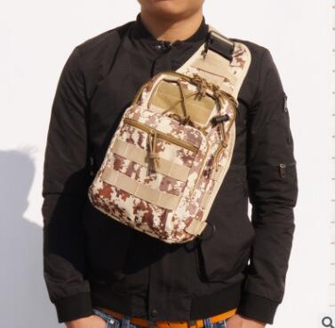 Zaino sportivo in tela camouflage Valstrend, piccola borsa a tracolla obliqua per outdoor e attività tattiche.