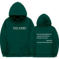 Maglione oversize con maniche a sbuffo e spalle scoperte di Valstrend shop, comodo e alla moda per taglie grandi.