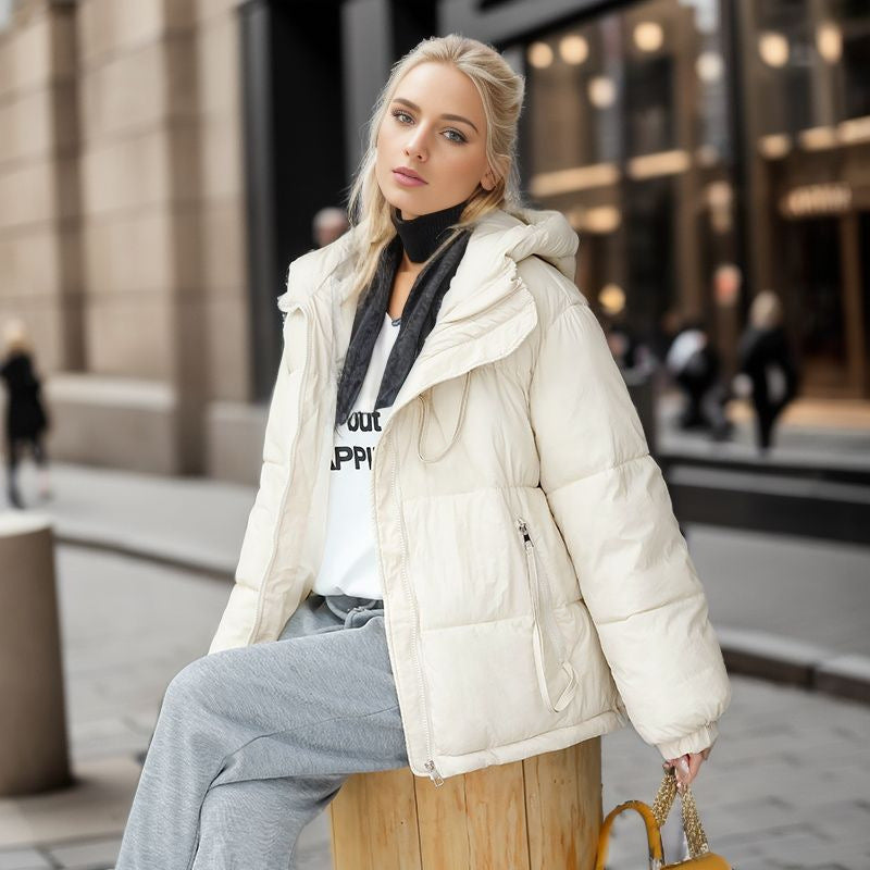 Giacca corta imbottita Valstrend, cappuccio piccolo, spessa e in cotone, stile alla moda, ideale per l'inverno.