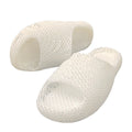 Pantofole 3D Valstrend per uomo e donna, morbide e comode, con design innovativo e dettagli realistici.