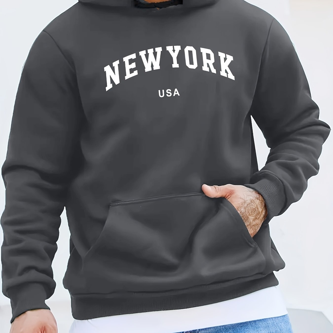 Felpa con cappuccio Kangaroo Pocket New York di Valstrend, maglione casual a maniche lunghe per uomo autunno inverno.