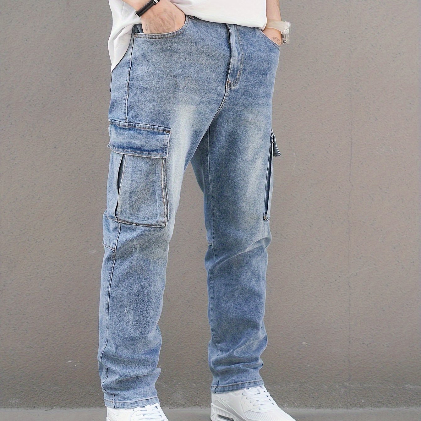 Pantaloni jeans slim-fit da uomo Valstrend, tessuto denim solido con multiple tasche, ideali per attività casual primavera e autunno