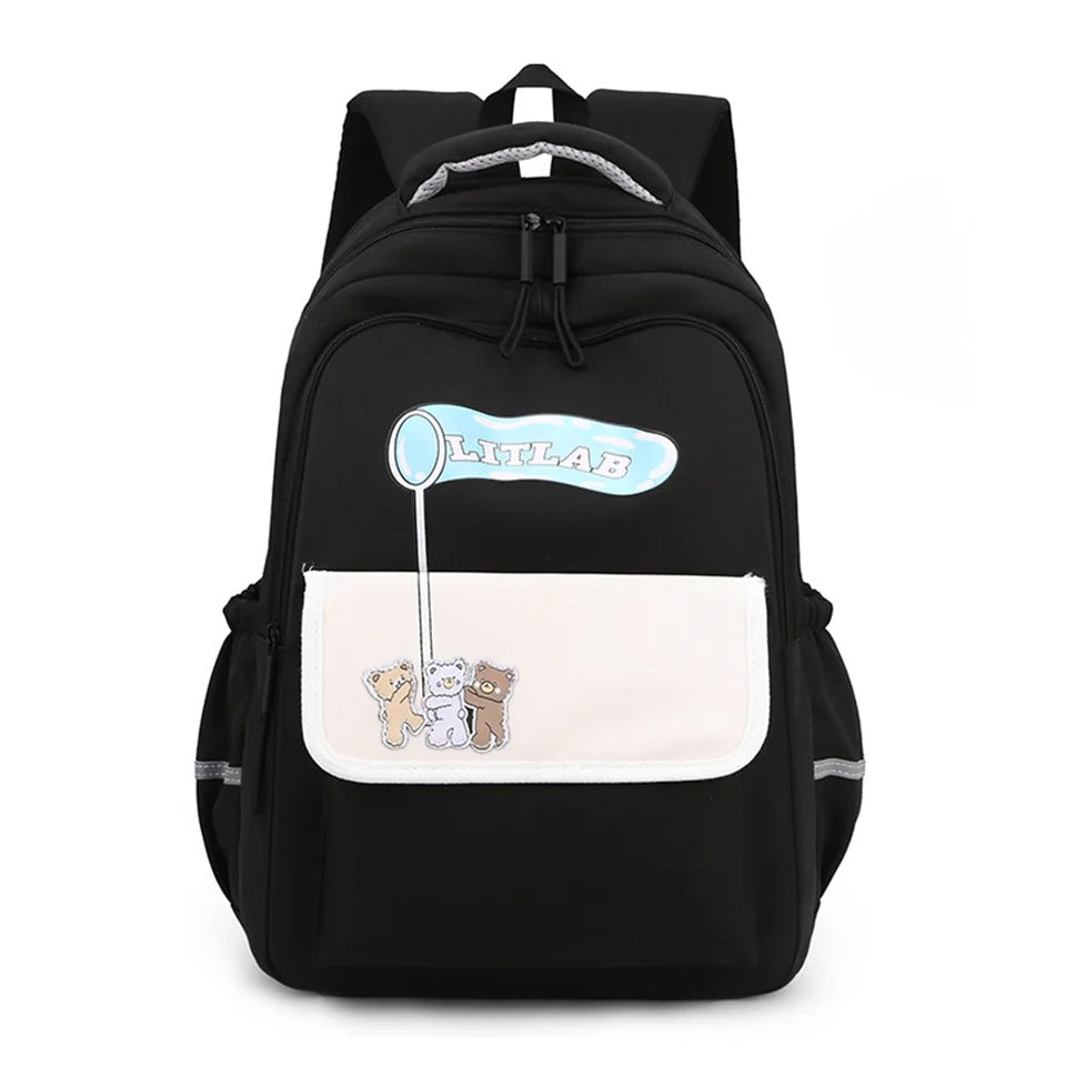 Zaino femminile Valstrend con lettere, contrasto di colori e patchwork, design carino e pratico per scuola e tempo libero.