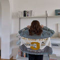 Giacca donna in jeans Valstrend con design patchwork, maglia a V, vestibilità ampia e stile casual.