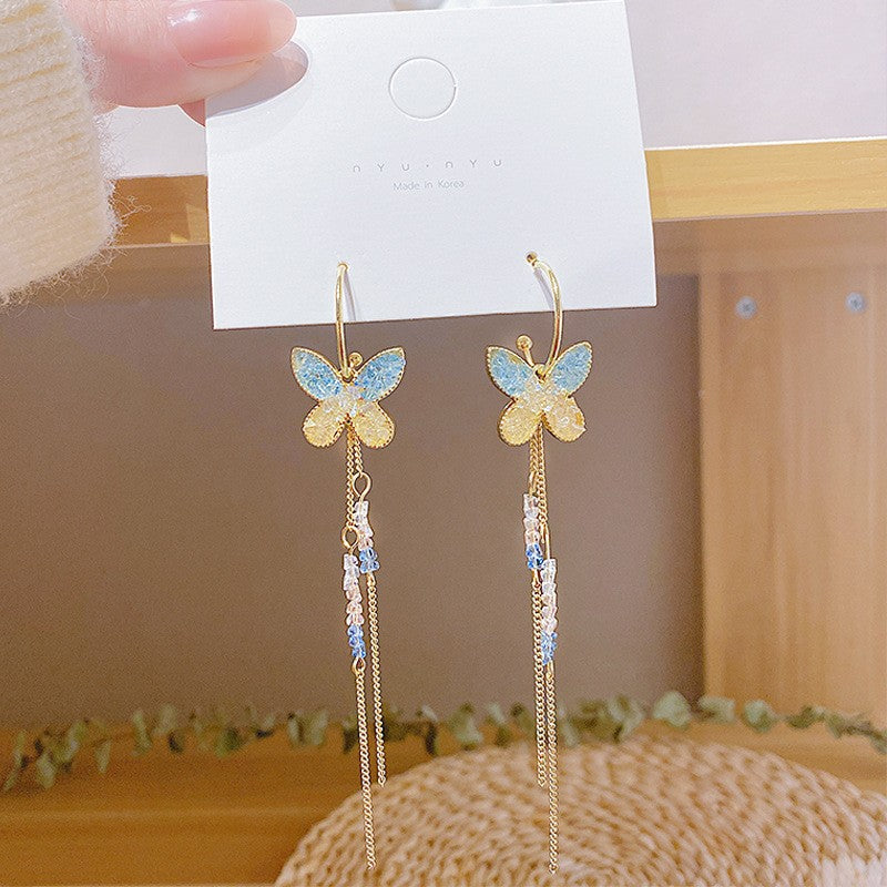 Orecchini eleganti in argento sterling con perle di lusso, design raffinato e stile sofisticato, perfetti per un look di classe.