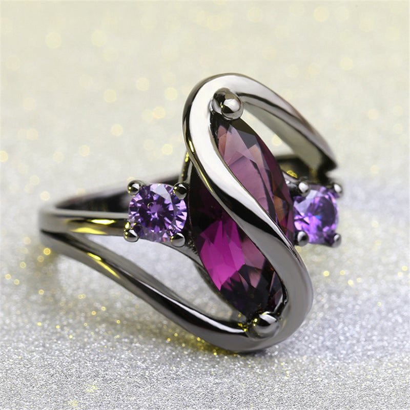 Anello da cavallo in zaffiro con occhi, donna, bracciale placcato oro nero, stile europeo e americano, design elegante e dettagliato