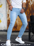 Pantaloni uomo Valstrend in jeans slim fit con zip, lavati retrò, elasticizzati, stile casual e moderno.