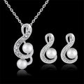 Set di gioielli da sposa con perle e design semplice ed elegante, comprendente orecchini e collana, marchio Valstrend.