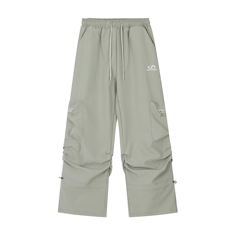 Giacca overalls casual larghi per donna Valstrend shop, pantaloni ampi e comodi in tessuto leggero, vista frontale.