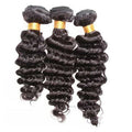 Perdita di capelli ricci Valstrend Shop, parrucca con riccioli morbidi e voluminosi, vista frontale su sfondo neutro.