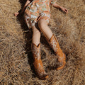 Stivali bohemien ricamati da ragazza, stile cavaliere, con dettagli decorativi e suola robusta, marca Valstrend shop.
