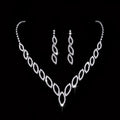 Orecchini e collana da sposa Valstrend, gioielli classici Kiss Kiss per matrimonio, design elegante e raffinato, vendita diretta factory