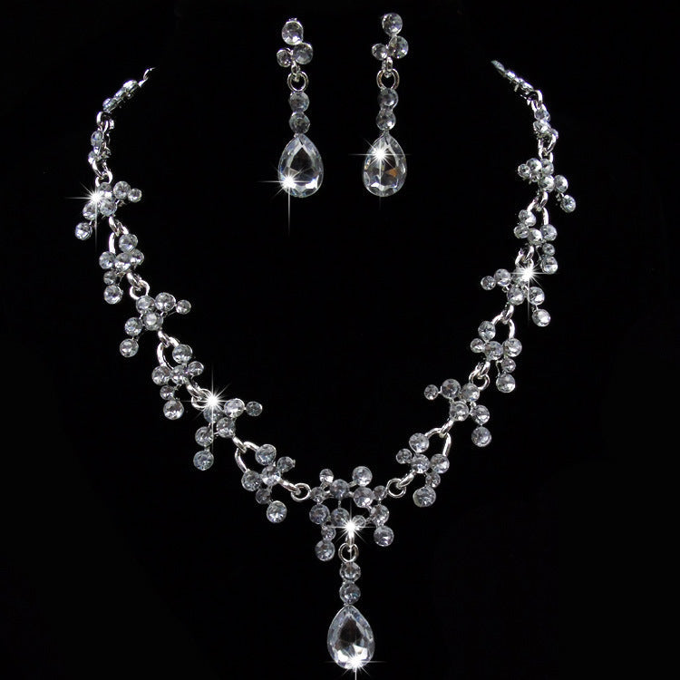 Set di gioielli da sposa Europa e Stati Uniti, collana e orecchini in stile nuziale Valstrend, accessori di matrimonio eleganti