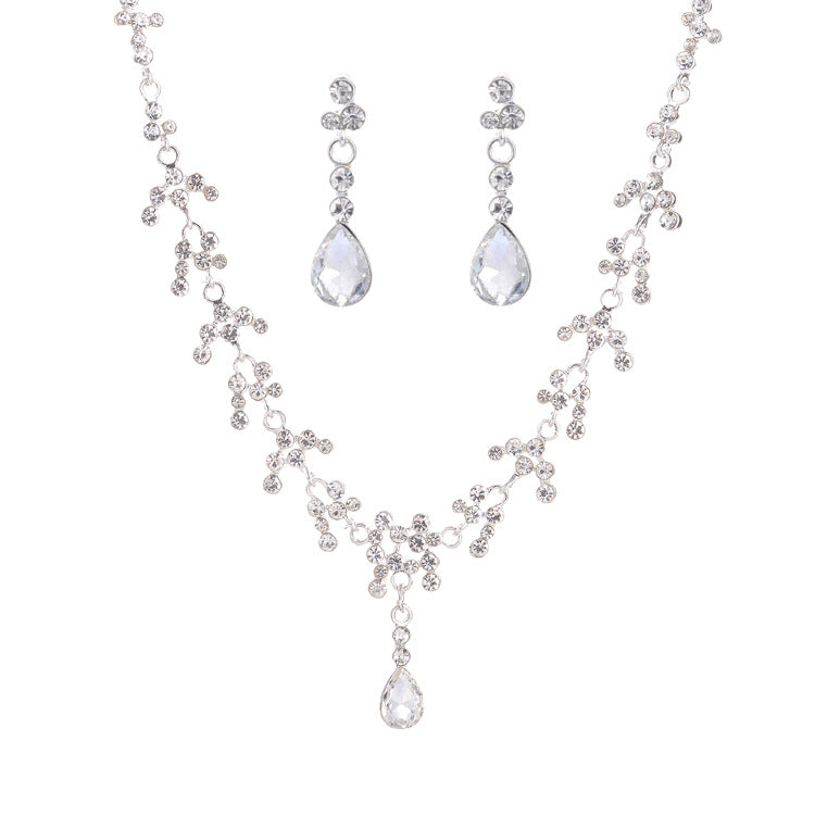 Set di collana e orecchini da sposa in diamanti coreani, donna, gioielli nuziali di lusso, dettagli eleganti e raffinati.