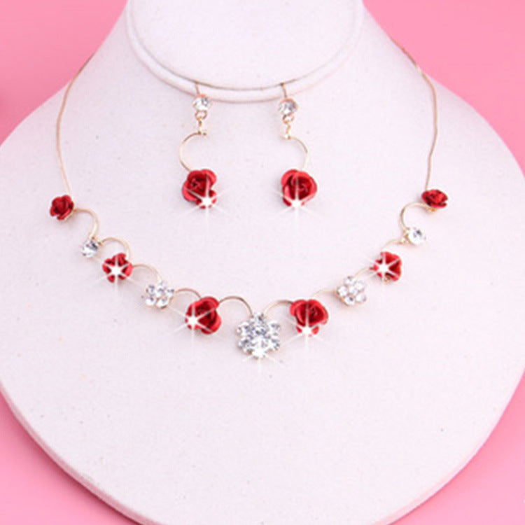 Collana e orecchini con rose rosse chiare in stile coreano, accessori per sposa, in metallo lucido, da Valstrend shop