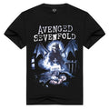 Maglietta a maniche corte Avenged Sevenfold Valstrend shop con grafica del logo e design rock, visibile in primo piano.