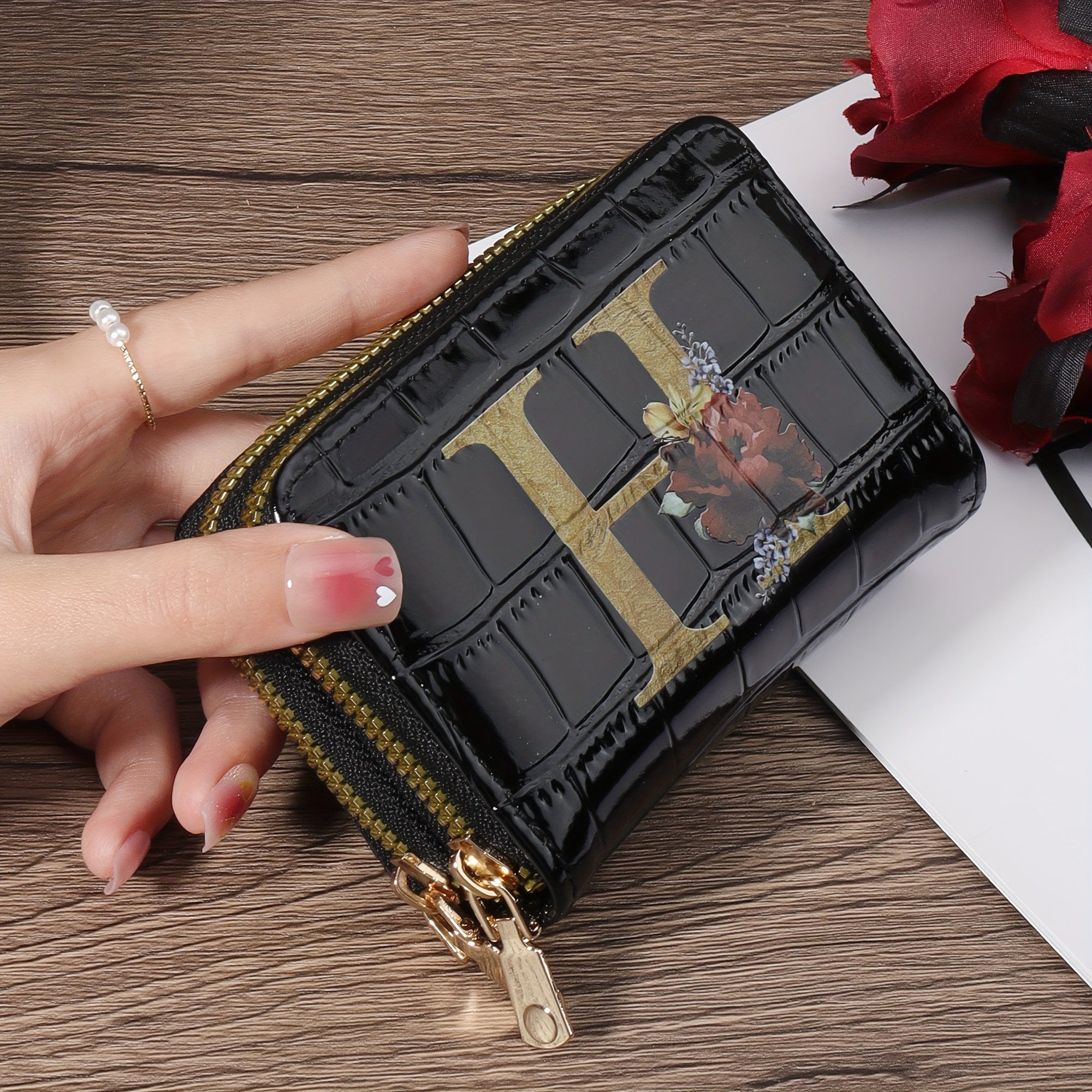 Portafoglio portacarte Valstrend con motivo floreale, compatto, con zip, ideale per donna o uomo, porta carte di credito e monete.