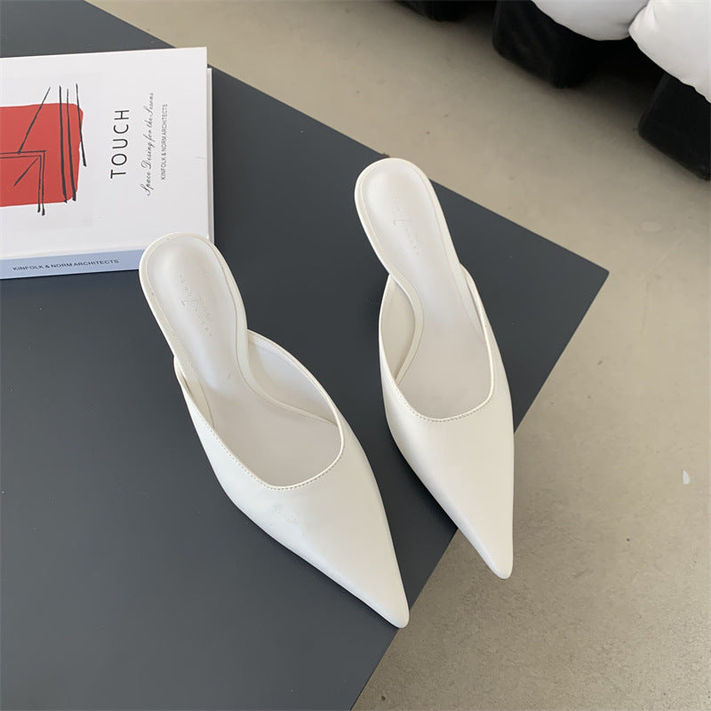 Scarpe da donna Valstrend con punta a punta e tacchi sottili, slip-on eleganti con tomaia aperta e design alla moda.
