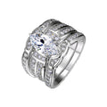 Anello da coppia europeo e americano Valstrend con zirconi per fidanzamento, mostra dettagli eleganti e brillantezza.