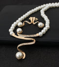 Set di orecchini e collana da sposa in cristalli e perle di moda europea, accessori da matrimonio Valstrend.