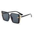 Chic Oversized Black Fashion Glasses with Elegant Bee Accents - Perfect for Hiking & Beach Parties, Anti-Reflective PC Lenses