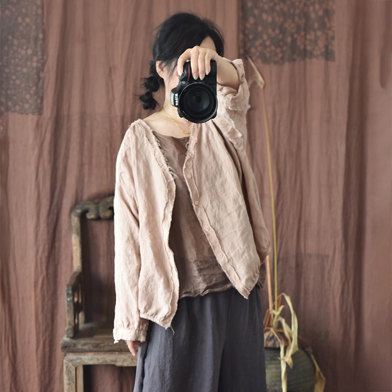 Camicia vintage in lino lavato con maniche a lanterna e stampa originale, stile Valstrend Shop, modello elegante e artistico.