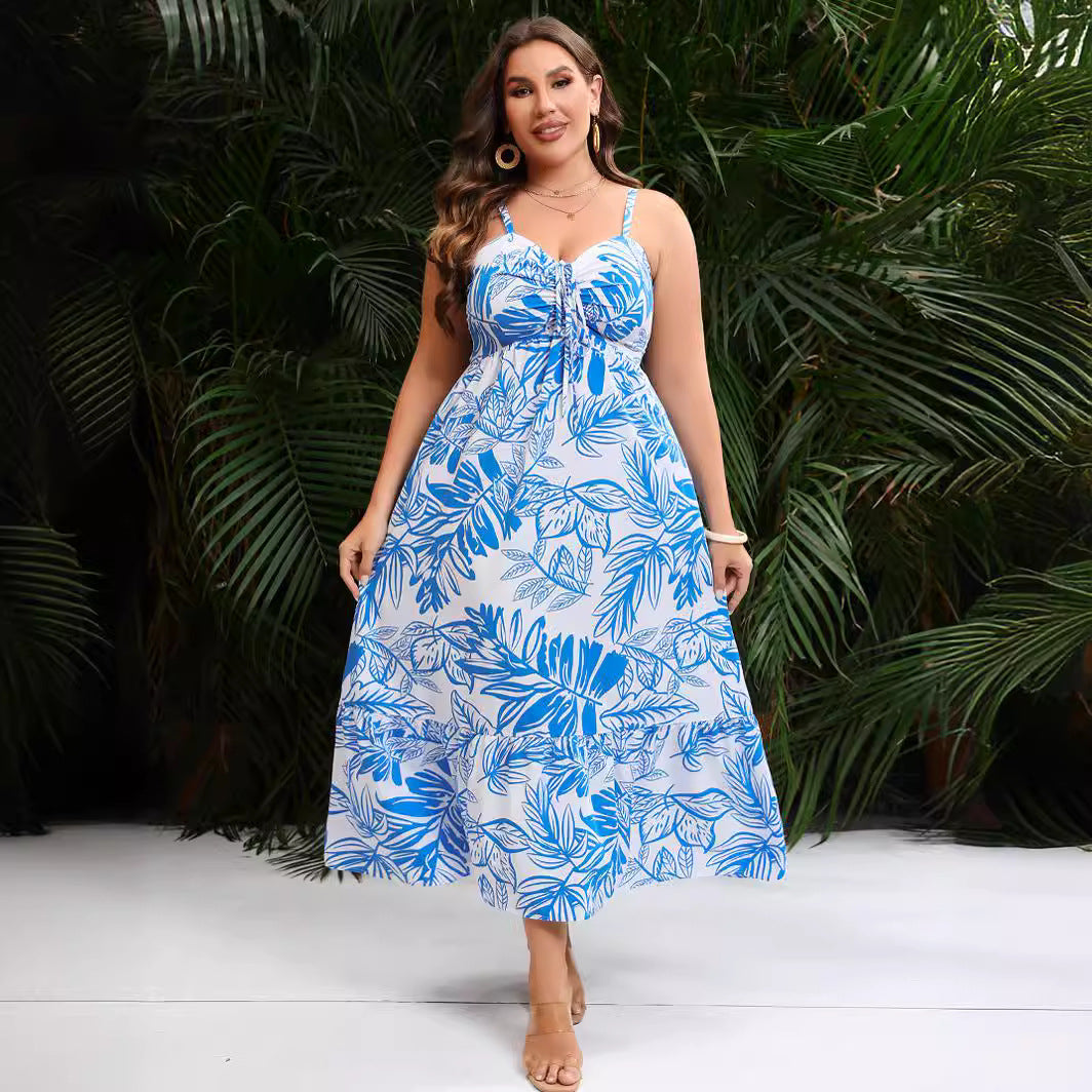 Vestito bohemien con stampa foglie Valstrend, abito lungo con fantasia floreale e dettagli eleganti, ideale per uno stile casual e chic.