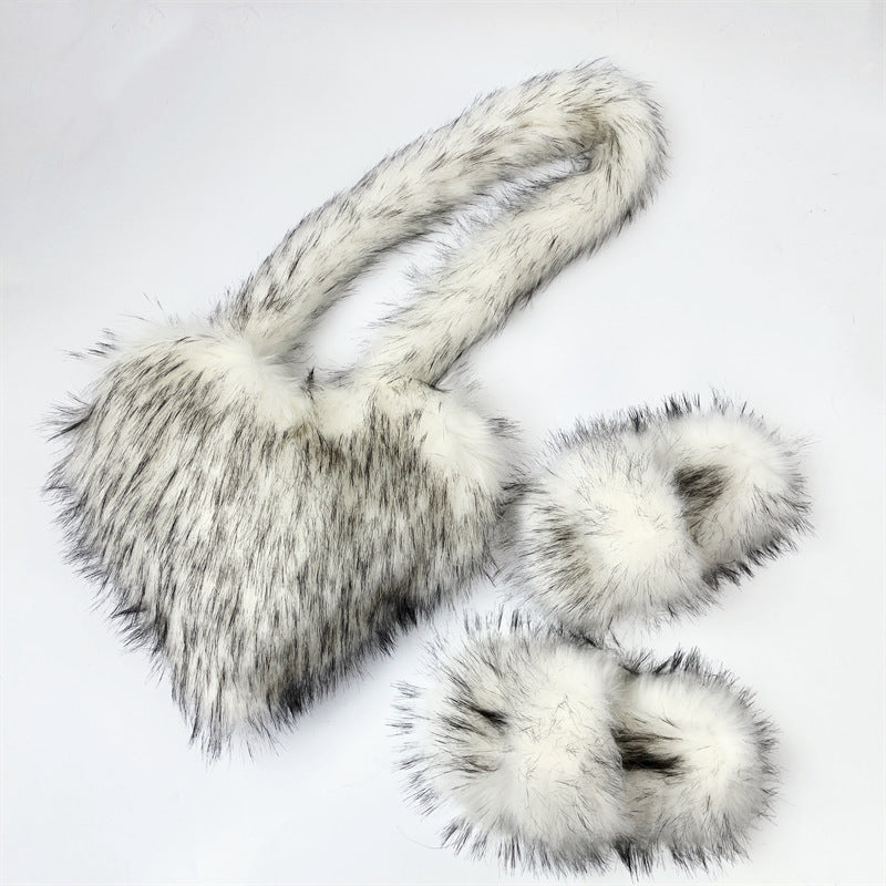 Borsa a tracolla Valstrend con pelliccia di procione e morbido rivestimento in peluche, ideale come borsa da casa e scarpe.