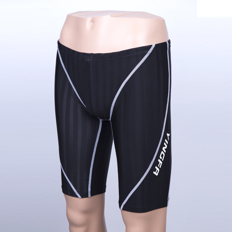 Pantaloncini uomo waterproof Valstrend, in tessuto shark skin, quick-drying, aderenti e ideali per attività all'aperto.