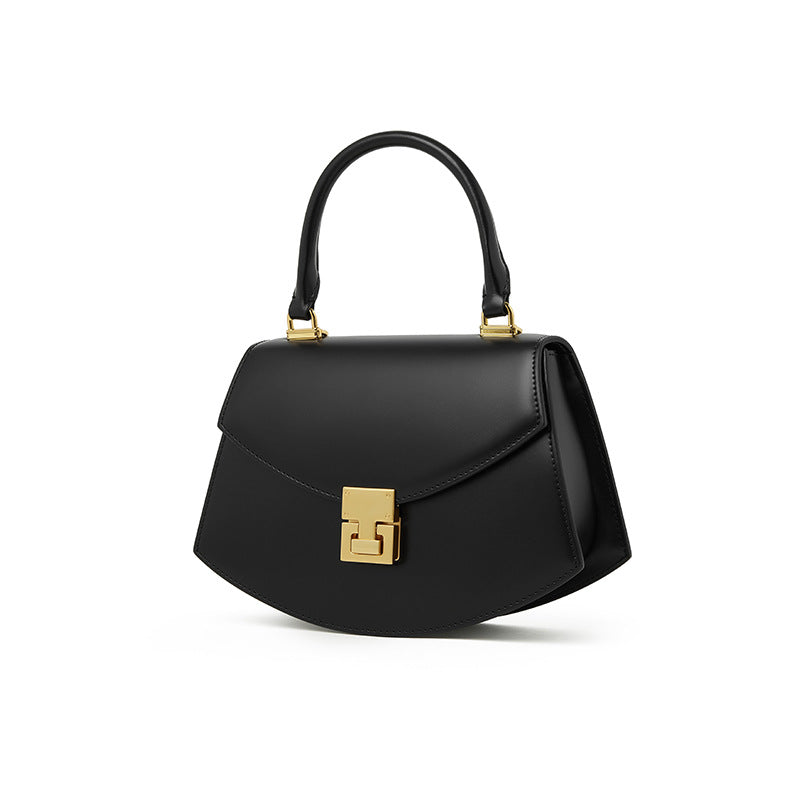 Borsa a tracolla in pelle di alta qualità Valstrend, stile francese con patta e sella, design elegante e spazioso.