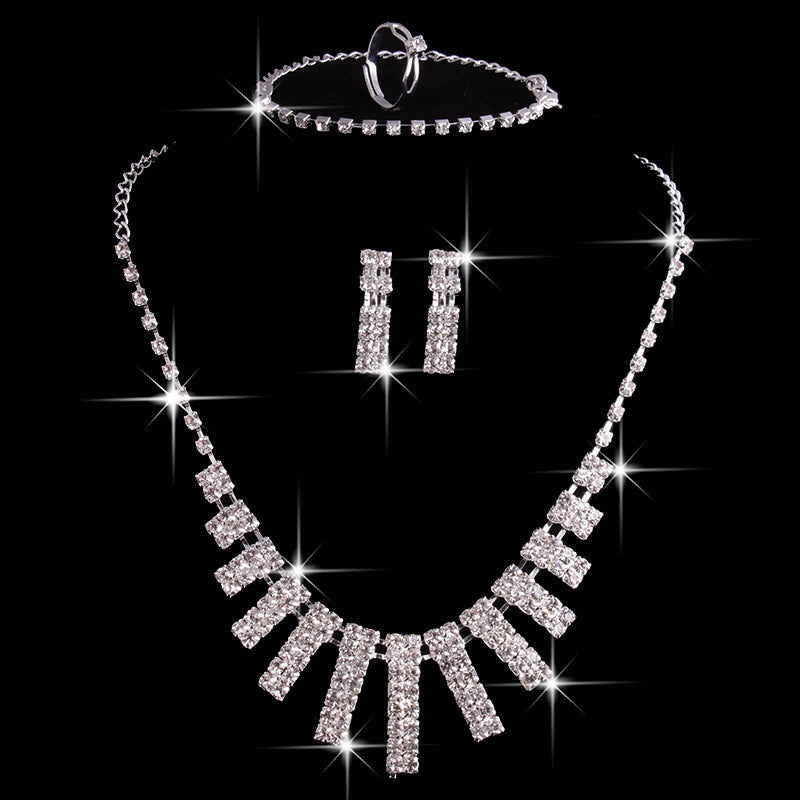 Set di gioielli Valstrend Hao Yue, collana, orecchini e bracciale in cristallo per matrimonio e occasioni speciali.