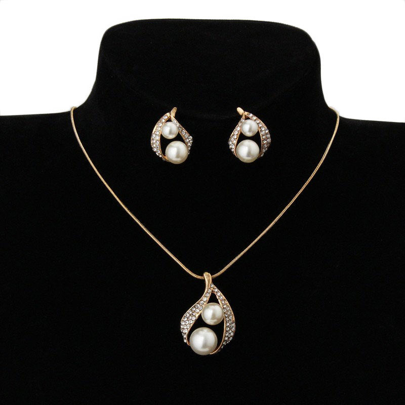 Completo set di gioielli da sposa Valstrend con collana a goccia d'acqua e perle, per il mercato europeo e statunitense.