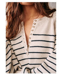Maglione donna Valstrend Shop a righe vintage con bottoni, maniche a sbuffo e colletto rotondo, stile moda femminile.