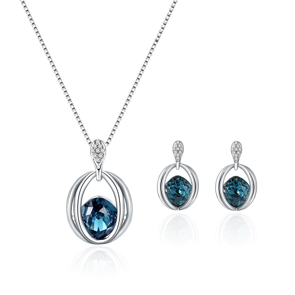 Due set di collana e orecchini da sposa Valstrend con cristalli incastonati, eleganti accessori nuziali in stile fashion.