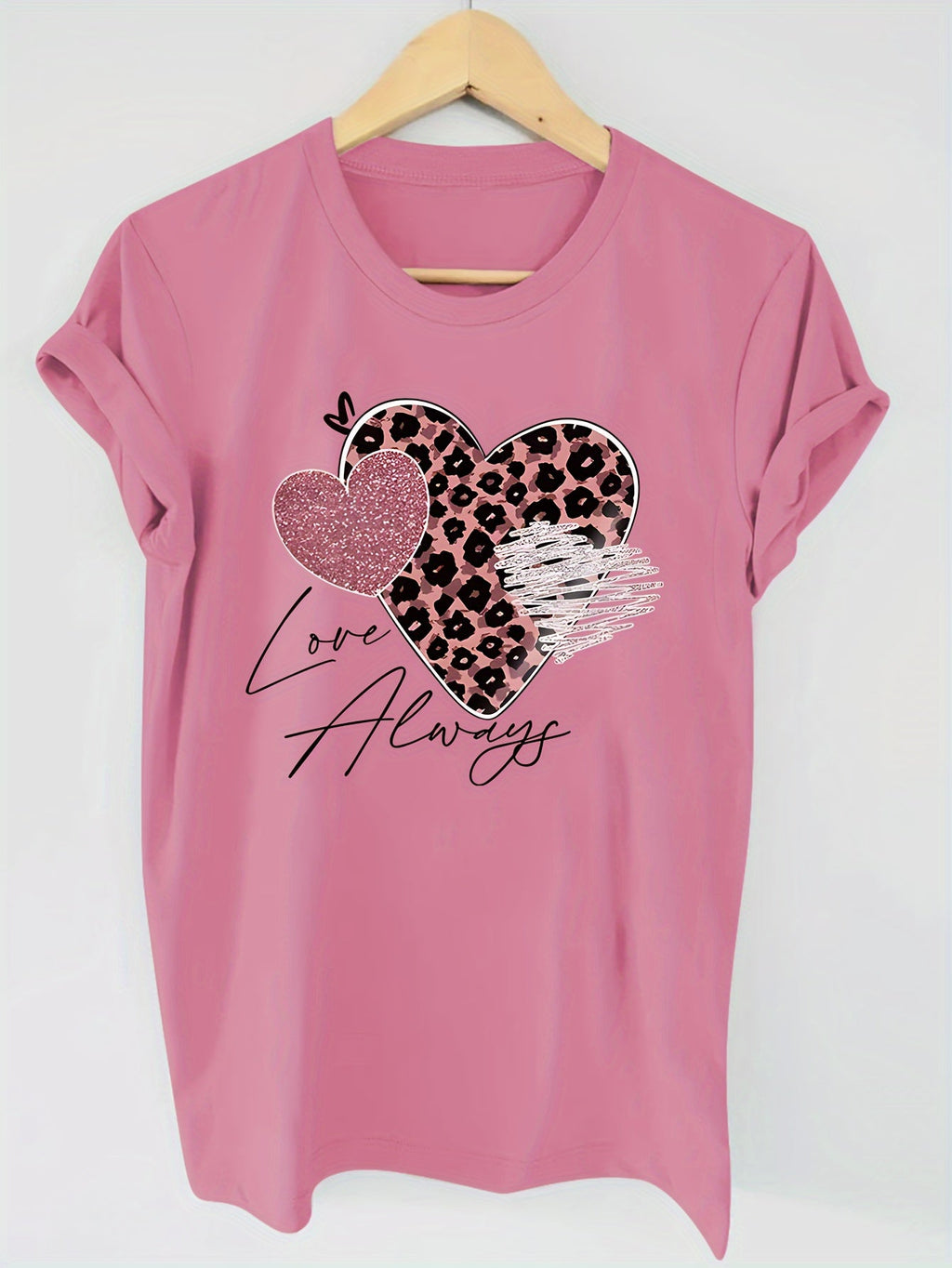 T-shirt donna Valstrend con stampa a cuore, maniche corte, collo rotondo, top casual per primavera e estate.