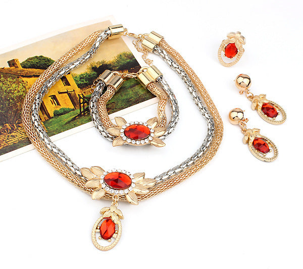 Set di gioielli da sposa in lega con fiori di cristallo europeo e americano: collana, orecchini, bracciale e anello di Valstrend