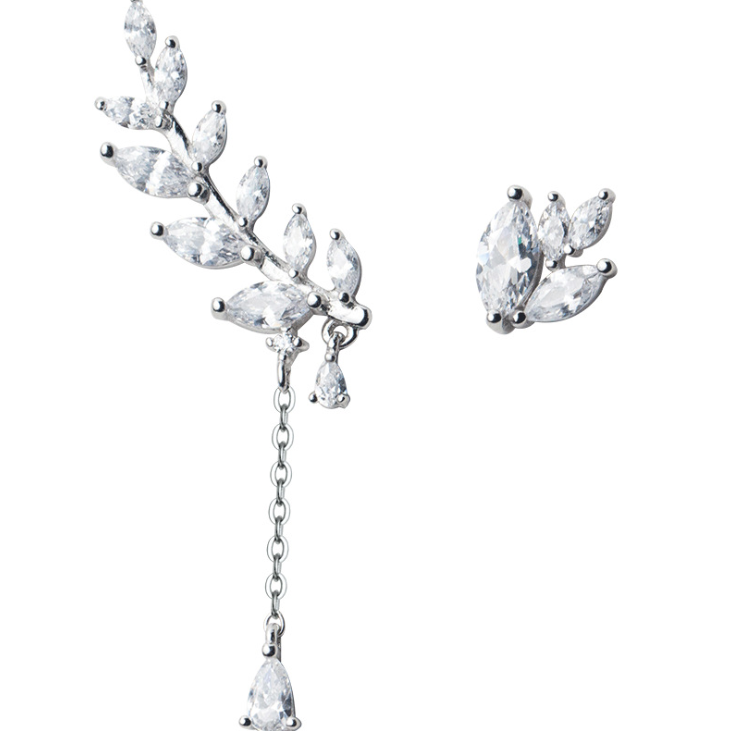 Orecchini in argento 925 con design asimmetrico a foglie e dettagli a diamante, stile coreano femminile, modello E0629