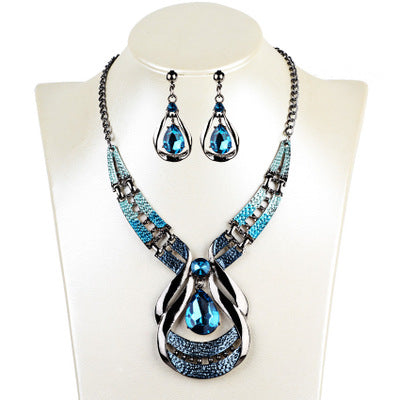 Set di gioielli europeo e americano Valstrend con collana e orecchini a goccia in pietra blu esotica e antica.
