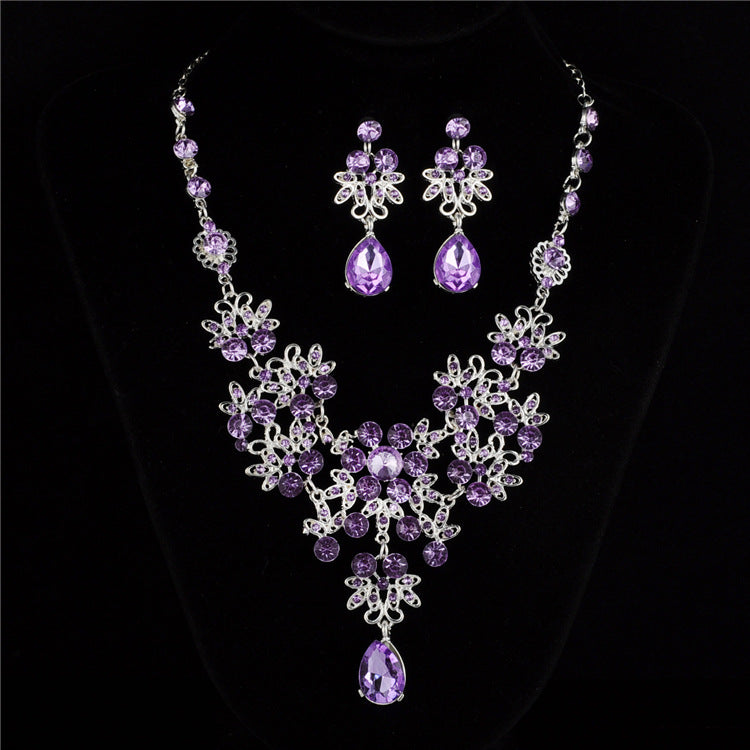 Orecchini e collana da sposa Valstrend, accessori eleganti in metallo con dettagli raffinati per donna.