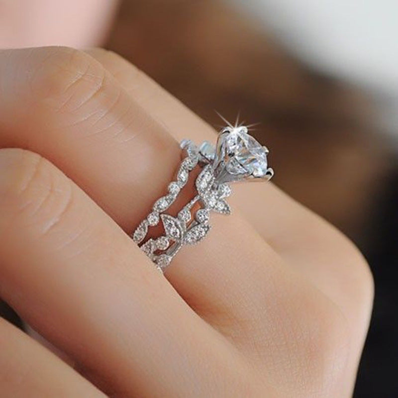 Anello da princess europeo e americano con diamanti a foglia di albero, anello di impegno elegante in stile Valstrend.