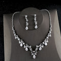 Set di collana e orecchini con zirconi semplici per sposa, damigella o feste, gioielli eleganti Valstrend shop.