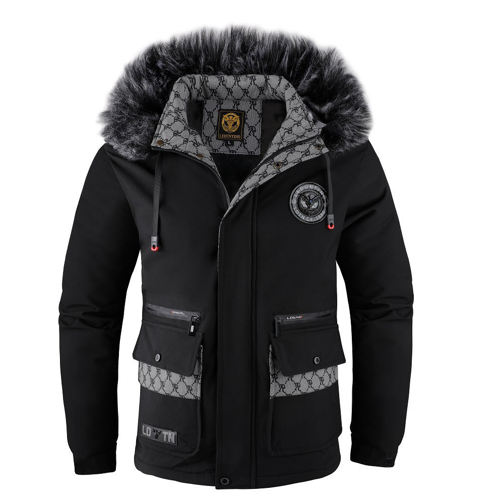 Giacca da uomo Valstrend con colletto imbottito in cotone spesso, stile moderno e calore massimo.