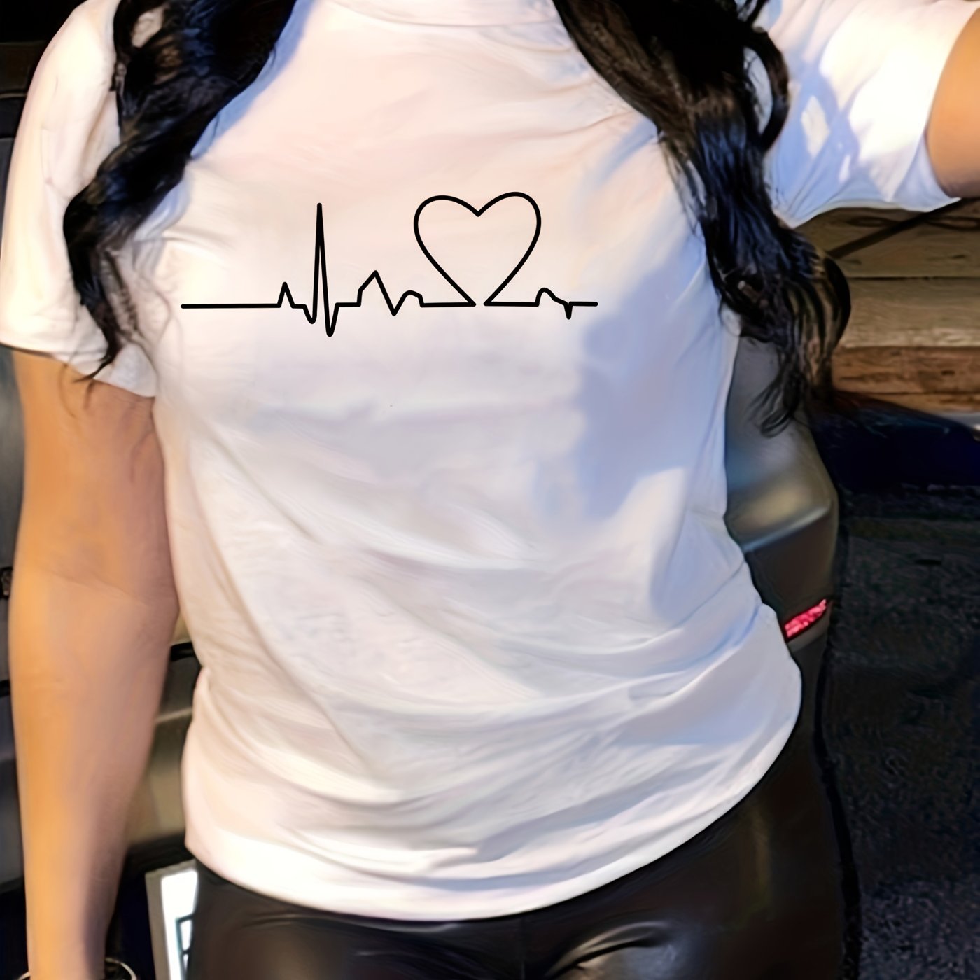 T-shirt donna con stampa cuore, maniche corte, collo rotondo, abbigliamento casual estivo e primaverile, Valstrend shop